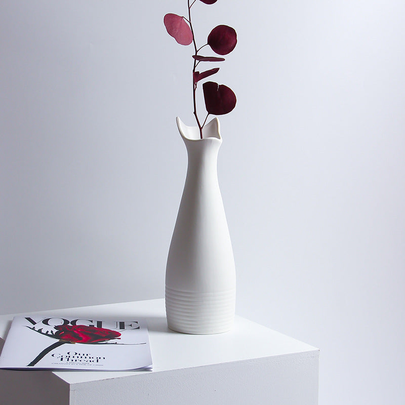 Creative, Minimalist, Small Ceramic Cat Vase